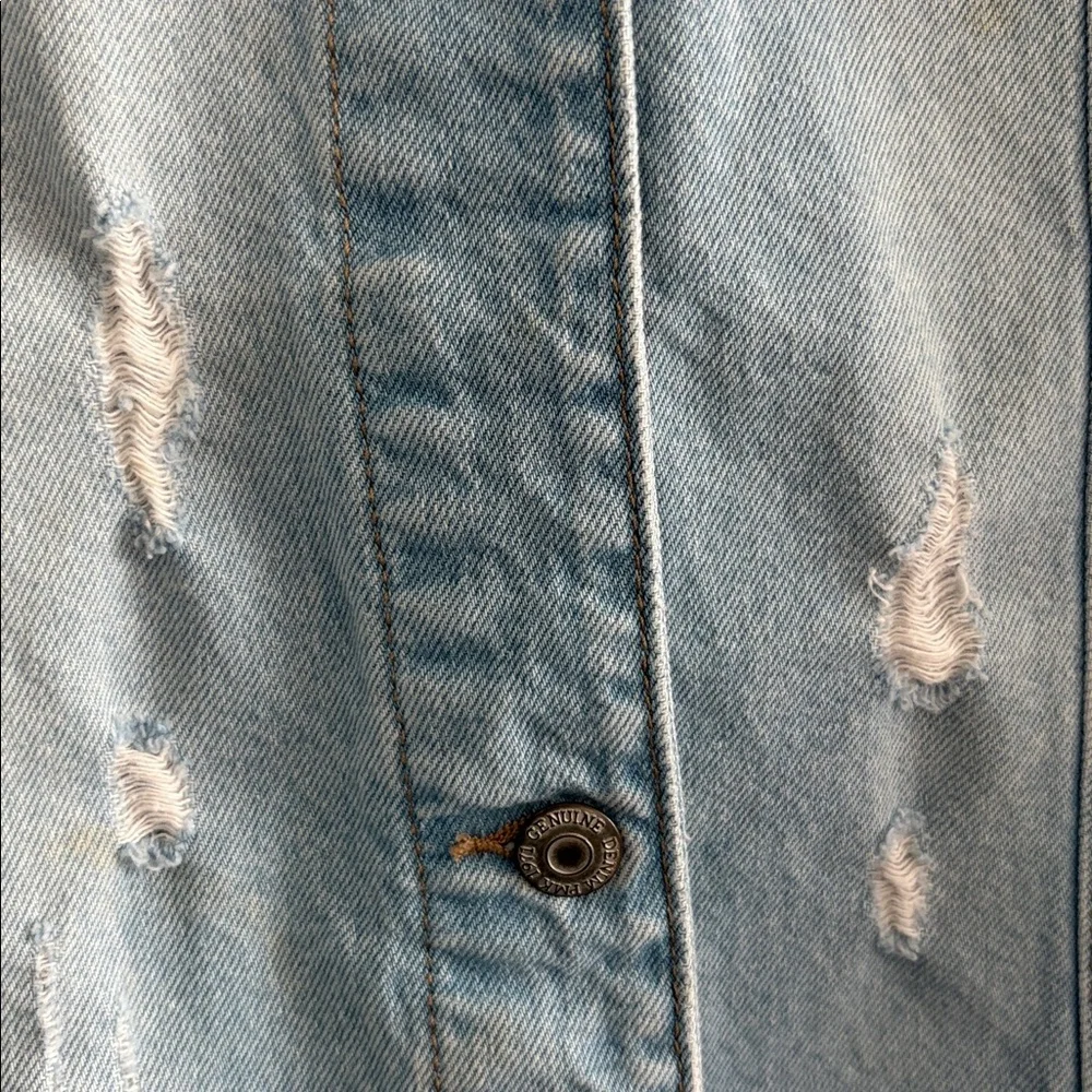 Light Blue Wash Jean Jacket Size XL - Picture 4 of 9